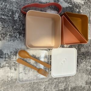 Stylish Bento Lunch Box Set with Utensils & lunch box with storage & cup